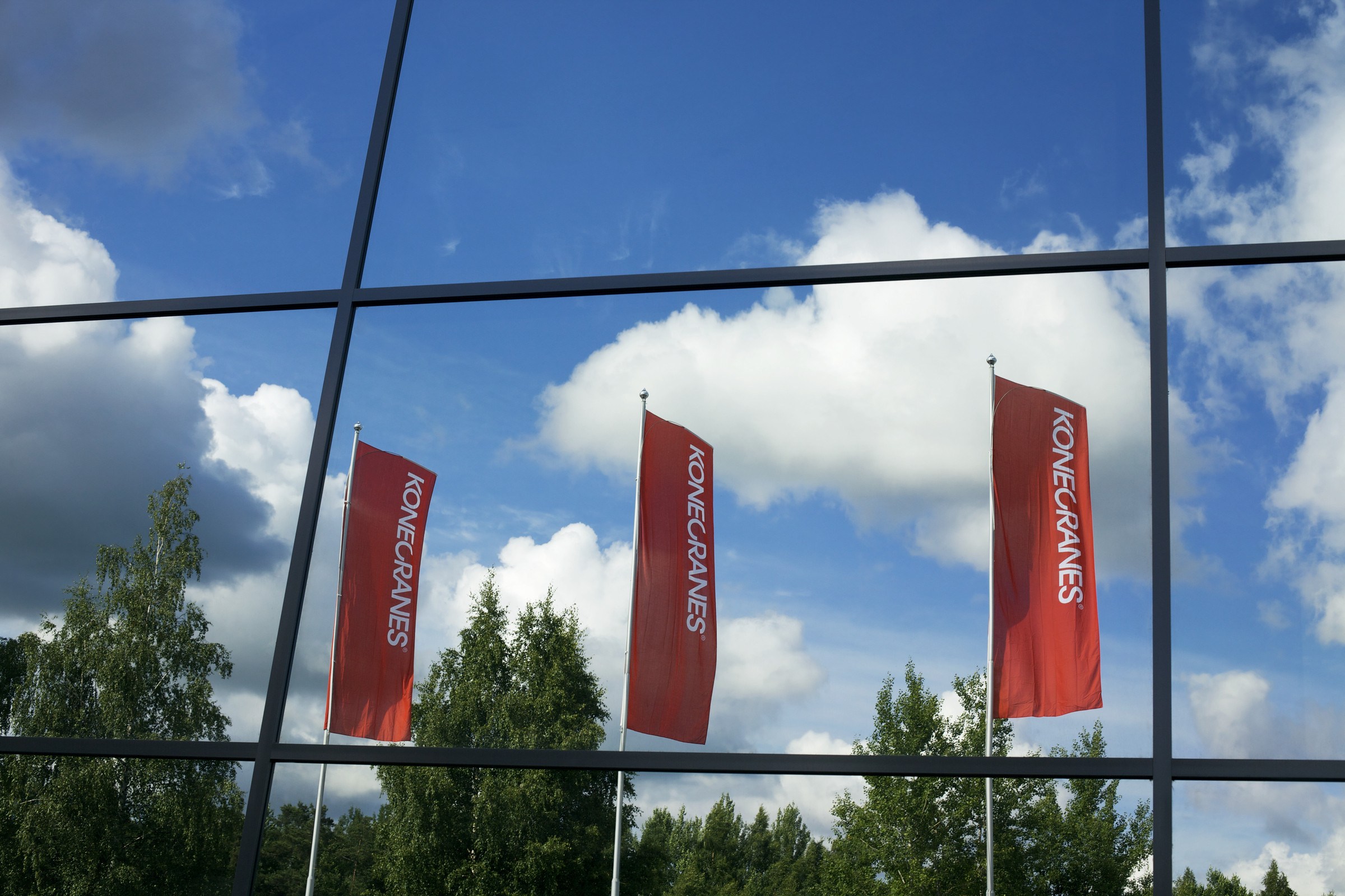 Konecranes upgrades forecast in earnings and net sales