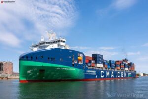 CMA CGM Halts Gulf Voyages Amid Security Concerns
