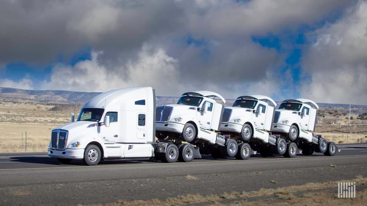 Fleet Buying Spree Signals Trucking Down-Cycle May