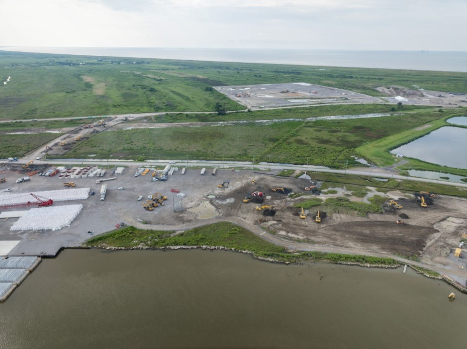 EPCs bank on growing demand for fossil fuels, tech projects