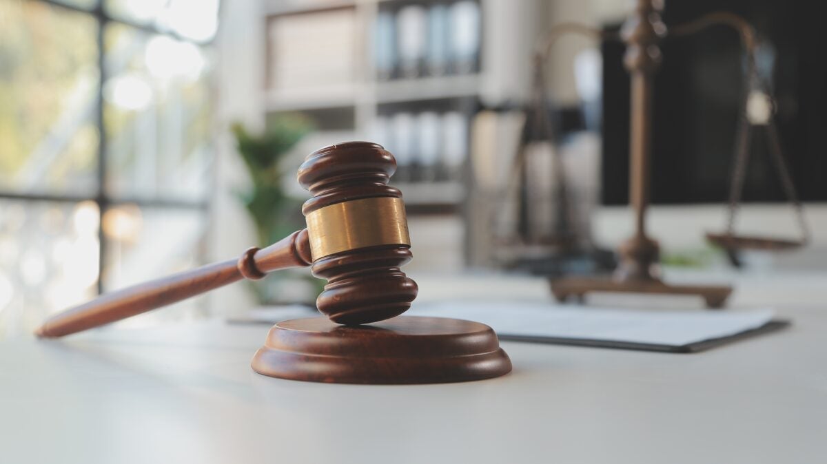 Compagnia di autotrasporti del Wyoming affronta causa EEOC per molestie sessuali