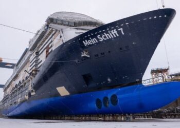 Inaugural Methanol-Ready Cruise Ship Launched in Finland for TUI Cruises