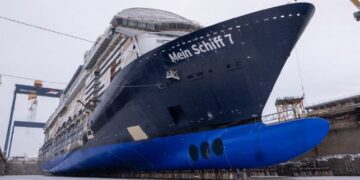 Inaugural Methanol-Ready Cruise Ship Launched in Finland for TUI Cruises