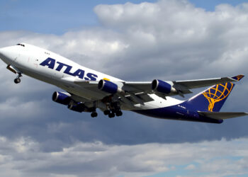 Atlas and Cathay Collaborate on Boeing 747 Inspections Amid Lightning Protection Concerns