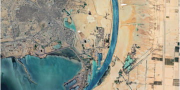 Despite Challenges, Some Vessels Continue to Navigate the Suez Canal