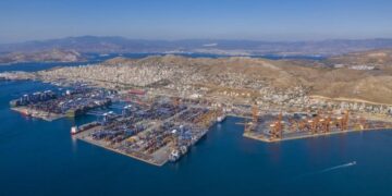 Piraeus Port Achieves Record Profits in 2023