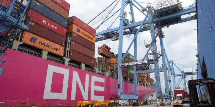 ONE Postpones Asia to US East Coast Service Restart Amid Red Sea Crisis