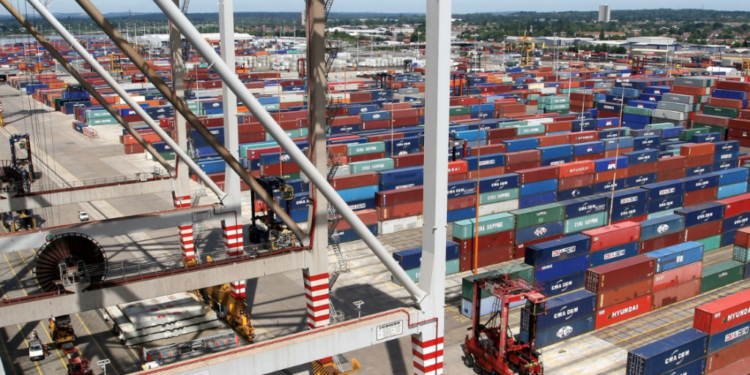 DP World selects Pledge for carbon cutting metrics