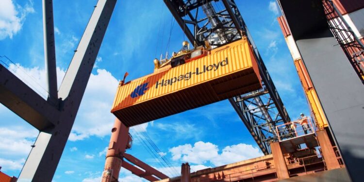 Hapag-Lloyd falls short of US$800 million profit in first half