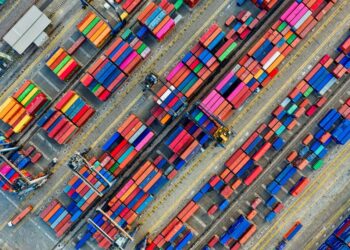 How to Protect Your Small Business from International Trade Pitfalls