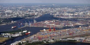 Japan’s export and import Q2 indices show gradual improvement, still in negative territory