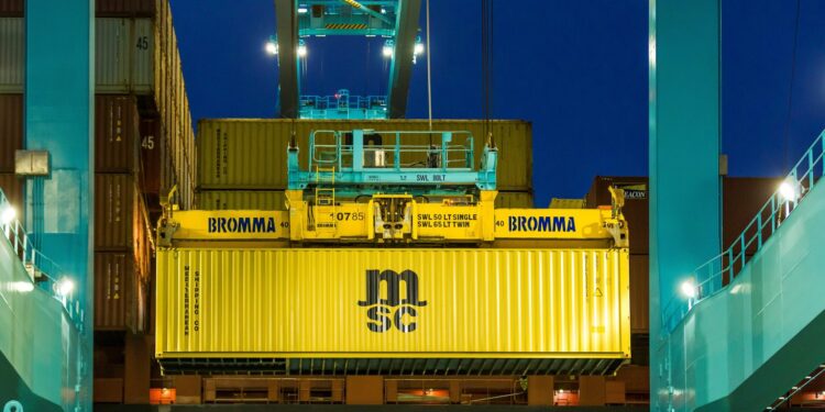 MSC, Hapag-Lloyd introduce more solo services ahead of alliance changes