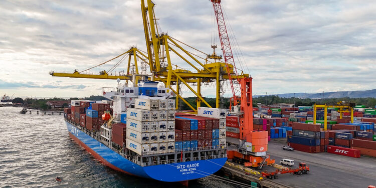 New China-Philippines service calls at Mindanao Container Terminal