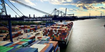 US container shipping braces for headwinds as peak season approaches