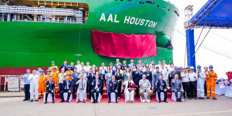 AAL Shipping receives third Super B-Class multipurpose heavy lift vessel