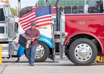 America to #ThankATruckDriver for Truck Driver Appreciation Week