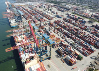 CMA CGM buys significant stake in Santos Brasil