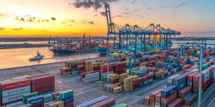 CMA CGM implements congestion surcharge in Romania