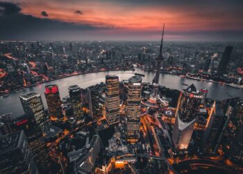 Comparative Analysis of Chinese Ports: Shanghai maintains market dominance