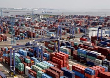 Container volumes increase at major Japanese ports