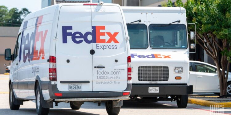 FedEx results hurt by weak demand, fewer premium customers