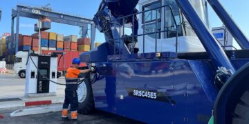Hutchison Ports BEST operates first 100% electric reach stacker in Southern Europe