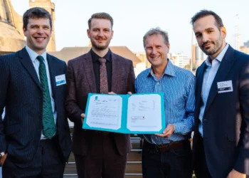 Lloyd’s Register approves Seaspan’s ammonia-powered feeder vessel design