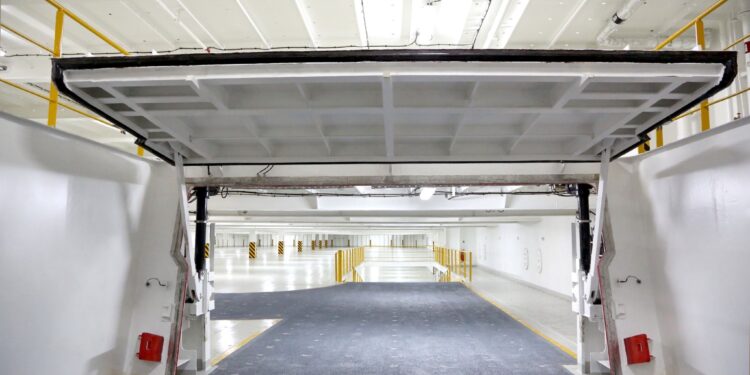 MacGregor to supply cargo access solutions for 12 PCTCs