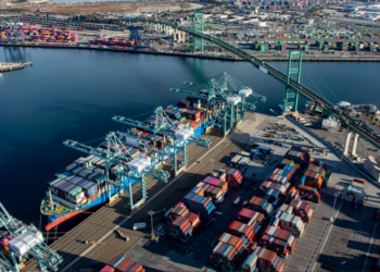 Port of Los Angeles surpasses 960,000 TEUs in August
