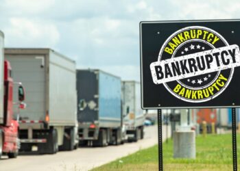 Shuttered California trucking company files for bankruptcy liquidation