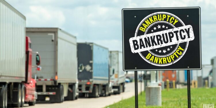 Shuttered California trucking company files for bankruptcy liquidation