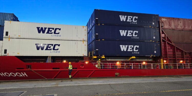 WEC Lines introduces weekly service between Hamburg and Portugal