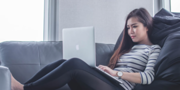 YouTube News Channel: How to Promote Content Using Life Streams