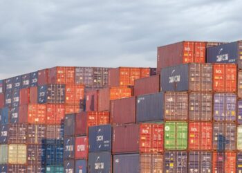 1 million TEUs could soon be stalled outside strike ports