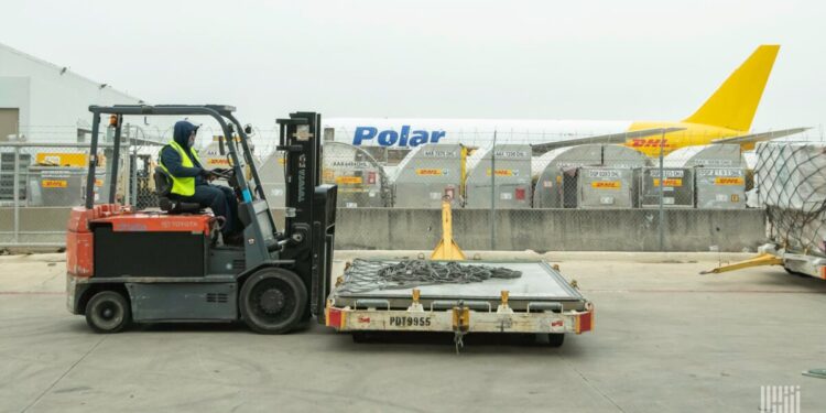 Another Polar Air Cargo executive gets time behind bars for fraud
