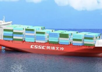 Chinese shipbuilder Huangpu Wenchong eyes post-Panamax boxship league