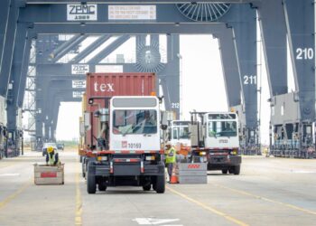 DeSantis orders Florida National Guard, State Guard to intervene in port strike
