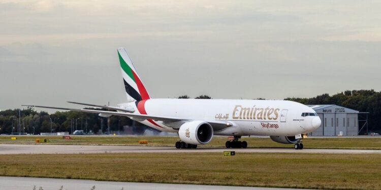 Emirates to nearly double 777 freighter fleet by late 2026
