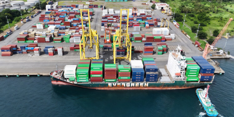 Evergreen/Wan Hai joint service calls Mindanao Container Terminal for first time