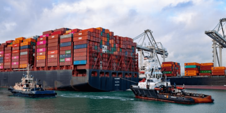 Hapag-Lloyd introduces low water surcharge from North Europe & Med to Canada