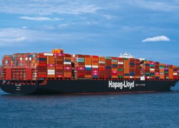 Hapag-Lloyd revises earnings forecast on Red Sea disruptions
