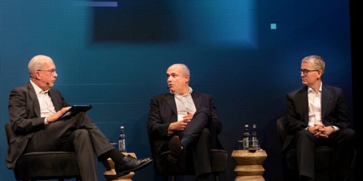 Maersk, Hapag bosses reinforce confidence in Gemini alliance service reliability targets