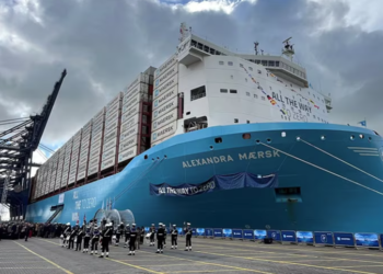 Maersk names its new dual-fuel methanol container ship