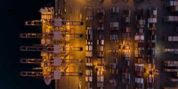 New cranes to increase Salalah Port capacity to 6 million TEUs by year-end