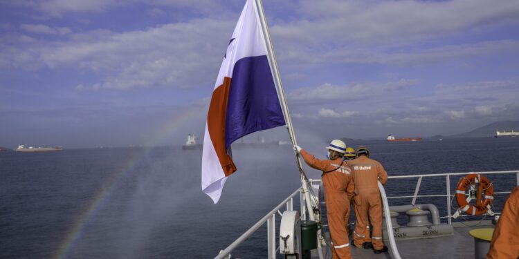 Panama orders cancellation of all sanctioned vessels and owners