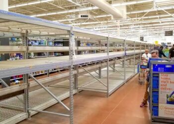 Panic-buying already spreading as ILA dockworker strike gets underway