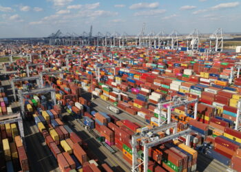 Shippers to Shift to West Coast and Air Freight Solutions Amid Ongoing ILA Strike