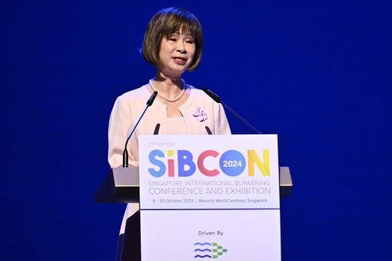 Singapore becomes world’s first port to implement digital bunkering