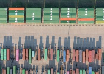 Universal Logistics acquires rail terminal operator for $194M