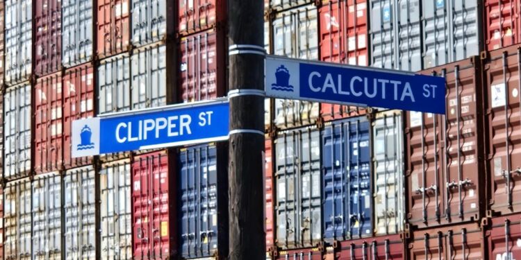 What shippers need to know about the port strike and cargo insurance